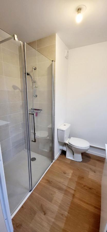 Appartement Moderne Finement Decore Avec Balcon A Vannes Centre Kültér fotó
